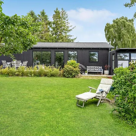 Holiday home Gorgeous In With Kitchen Ebeltoft